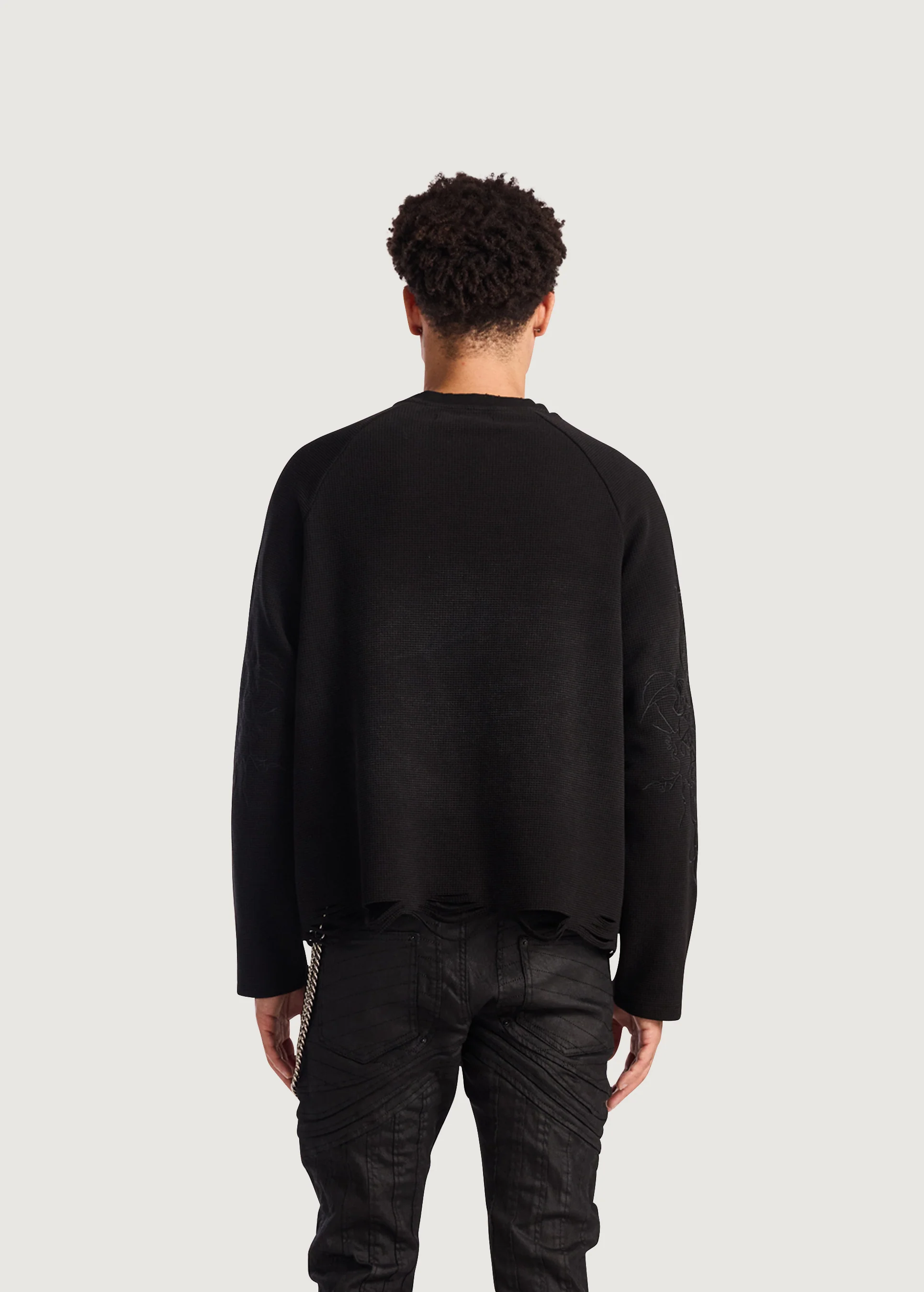 Ashen Thread (Black) - Image 3