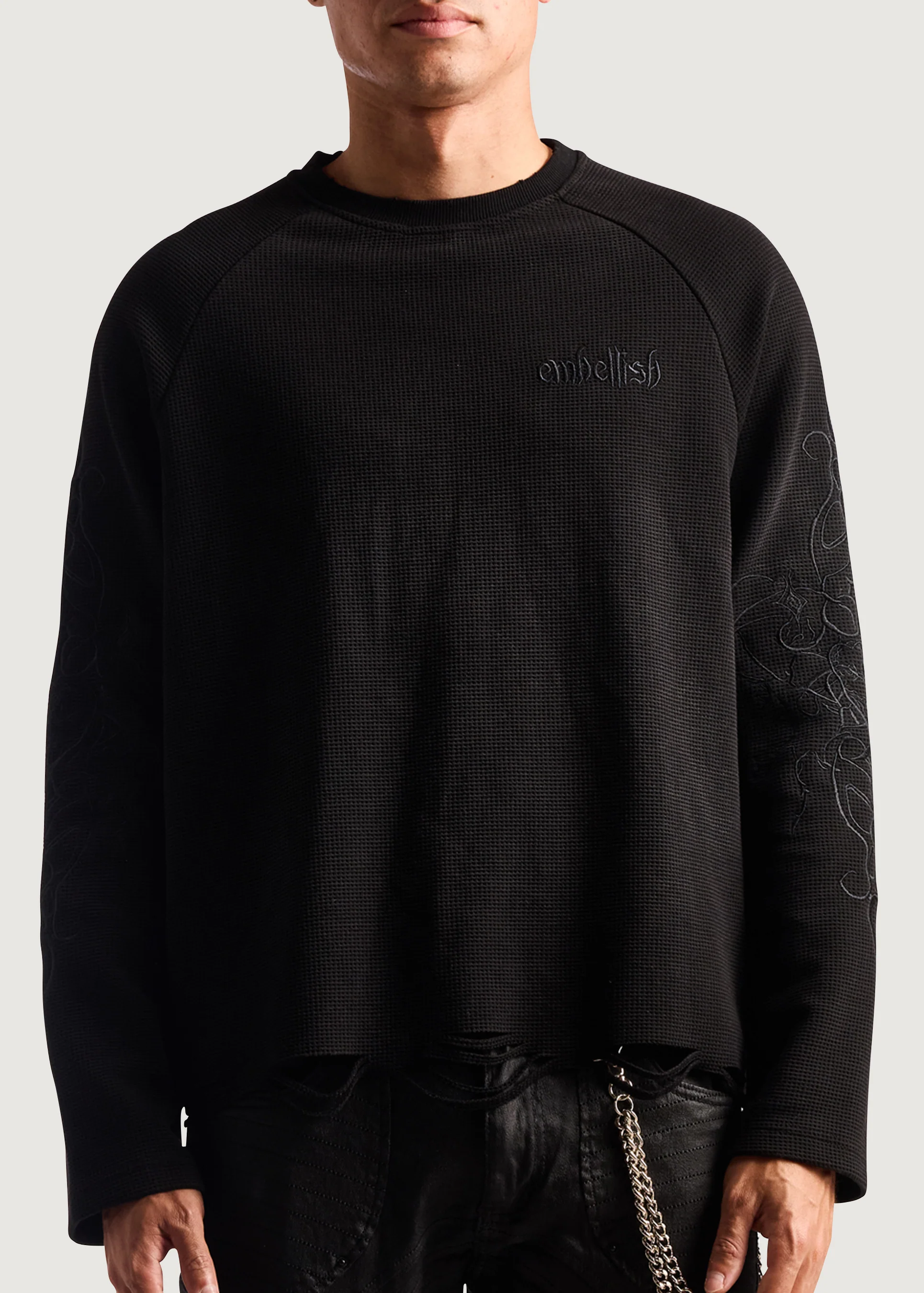 Ashen Thread (Black) - Image 4